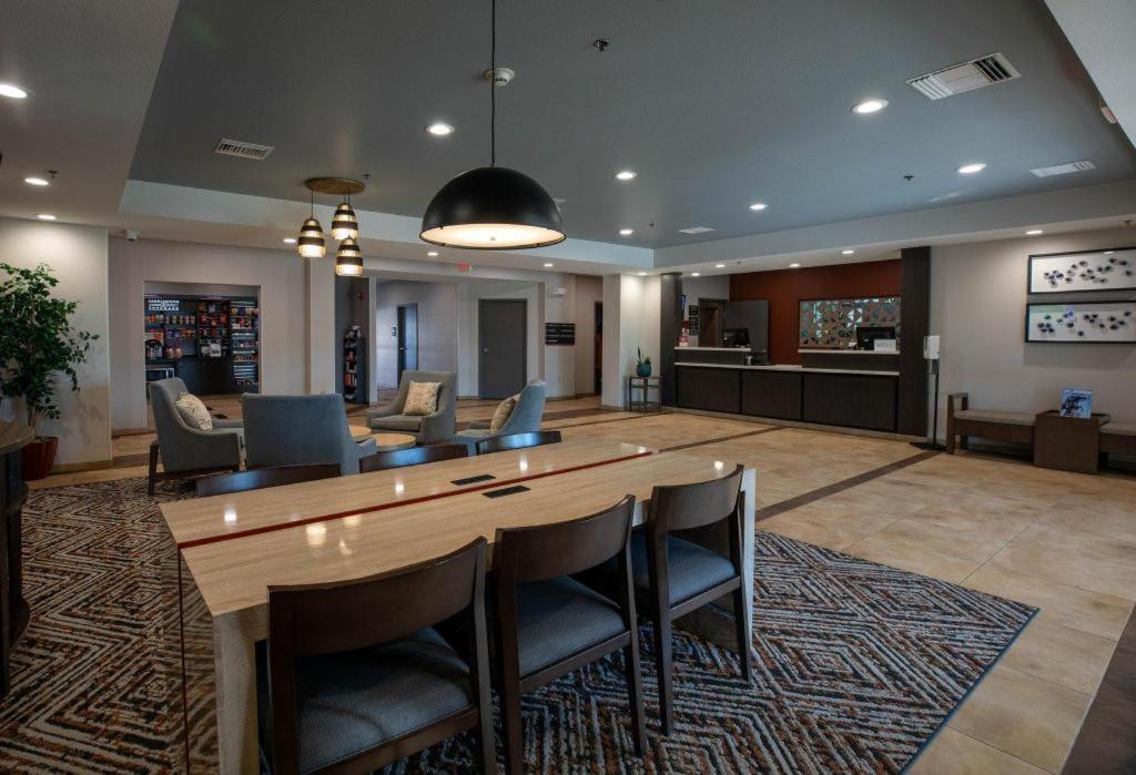 Candlewood Suites Saint Joseph By Ihg Dış mekan fotoğraf