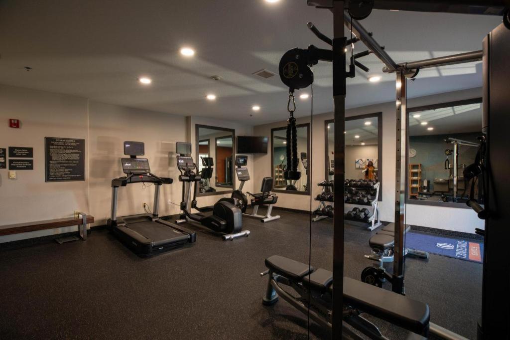 Candlewood Suites Saint Joseph By Ihg Dış mekan fotoğraf