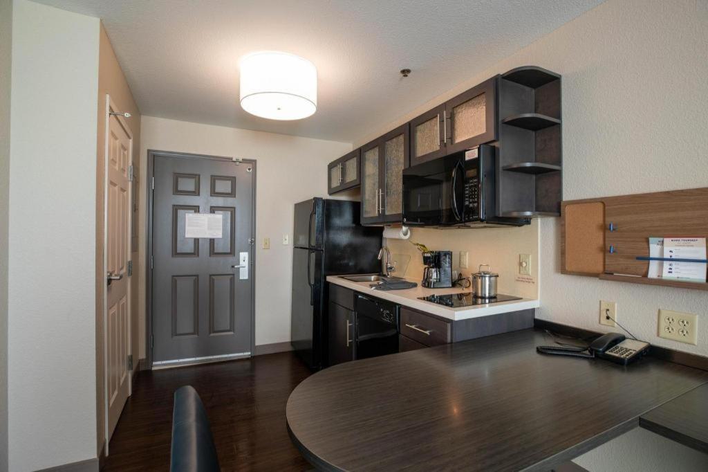 Candlewood Suites Saint Joseph By Ihg Dış mekan fotoğraf