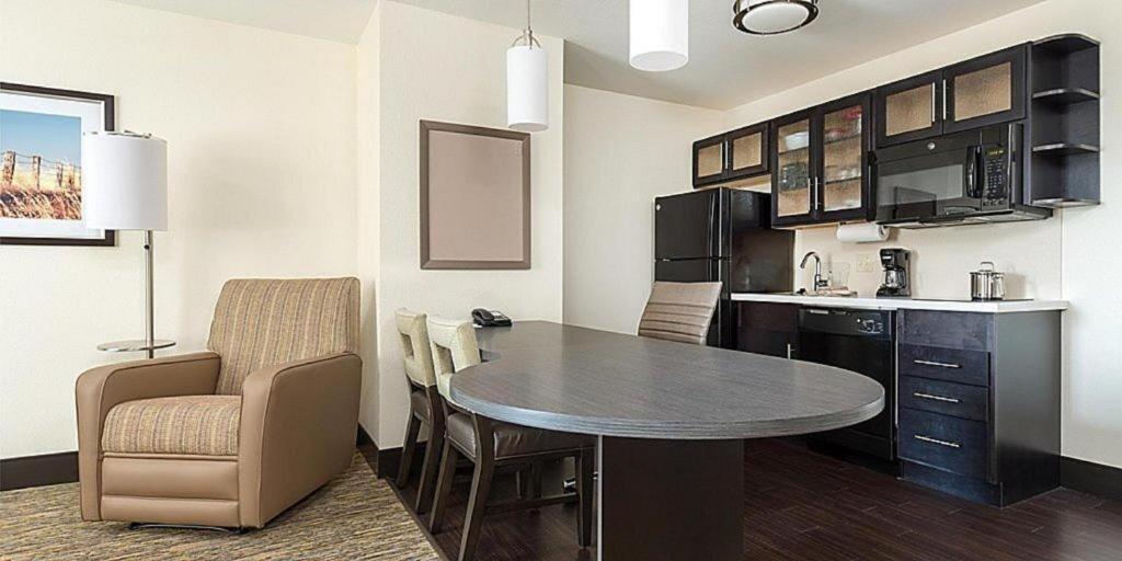 Candlewood Suites Saint Joseph By Ihg Dış mekan fotoğraf