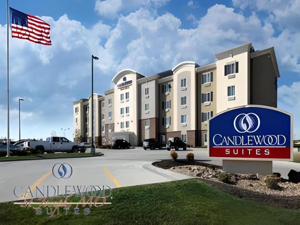 Candlewood Suites Saint Joseph By Ihg Dış mekan fotoğraf