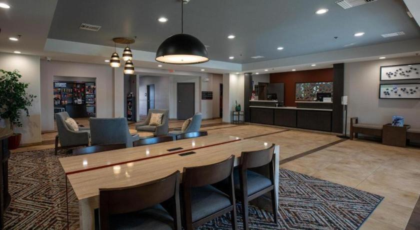 Candlewood Suites Saint Joseph By Ihg Dış mekan fotoğraf