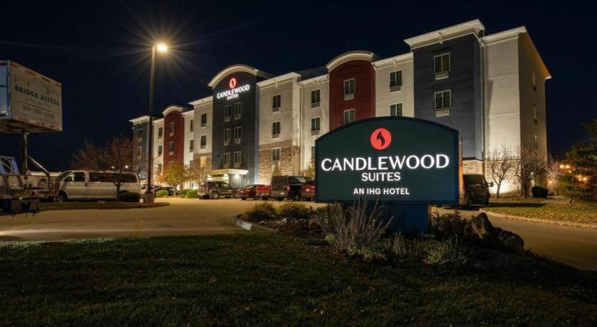 Candlewood Suites Saint Joseph By Ihg Dış mekan fotoğraf