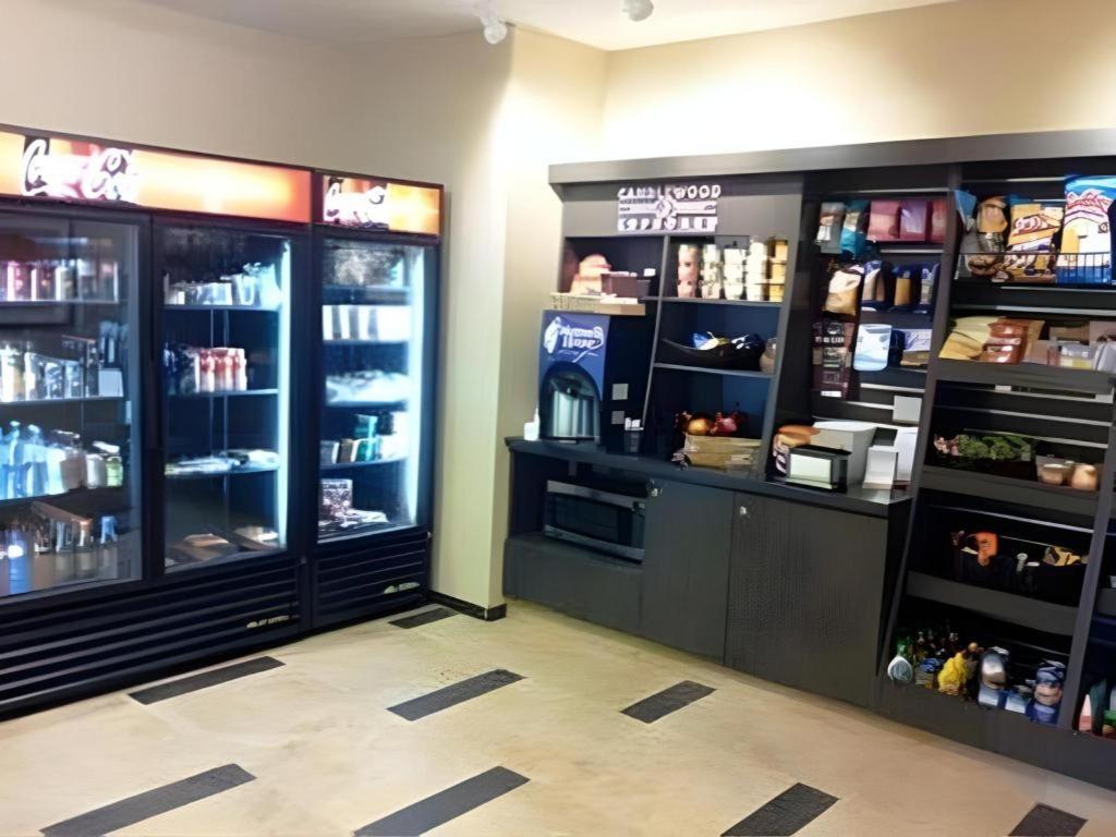 Candlewood Suites Saint Joseph By Ihg Dış mekan fotoğraf